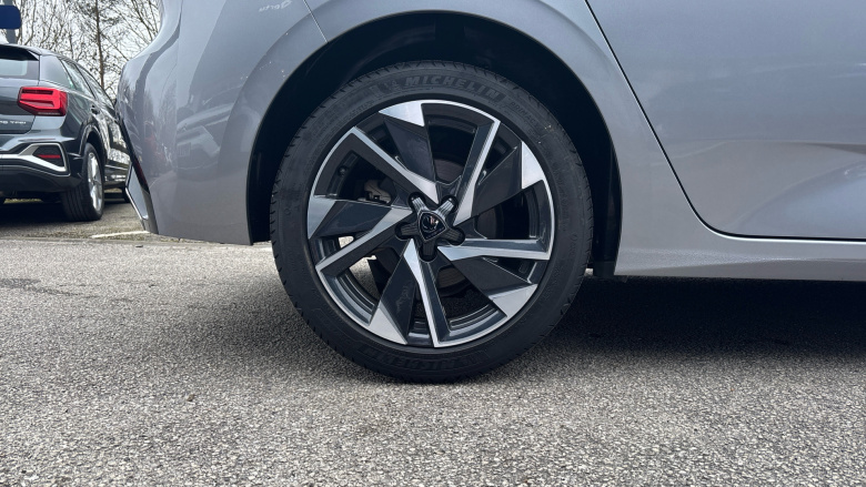 Peugeot 308 1.2 PureTech Allure Premium 5dr EAT8 Petrol Hatchback